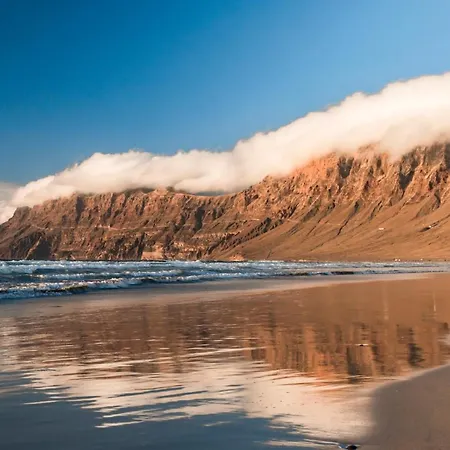 Home2book Cozy Puerto del Carmen (Lanzarote)